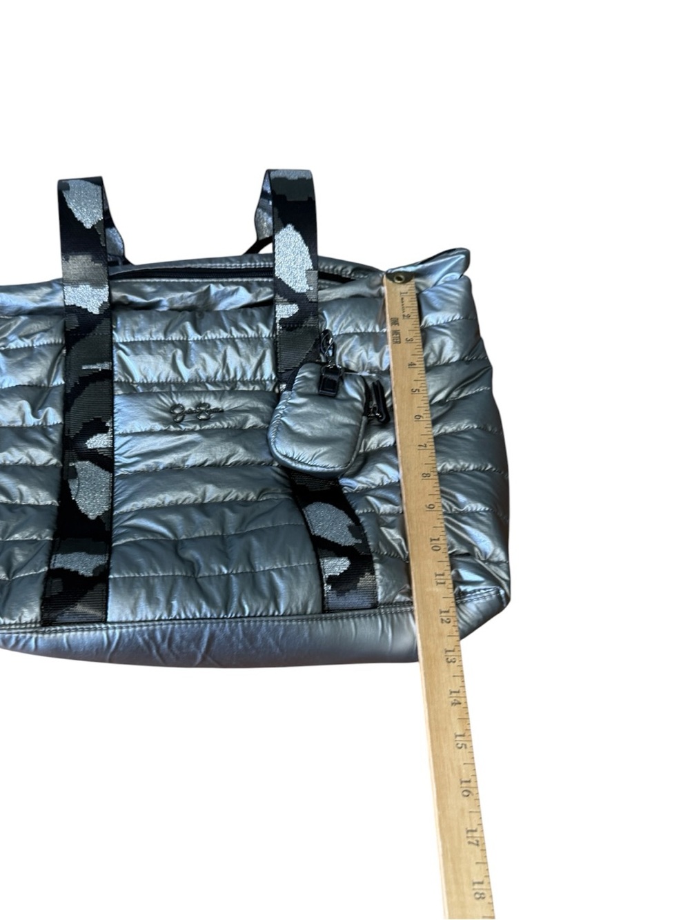 Large Jessica Simpson Puffer Bag / Diaper Bag - Picture 10 of 11